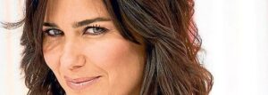 Elena S. Sánchez presentará un programa especial antes de la final!