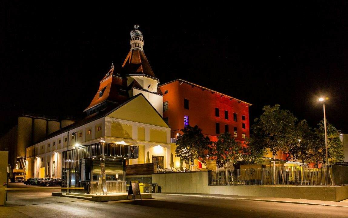 ¡Sigue en directo la apertura del Euroclub 2015 a partir de las 23:00 CET!