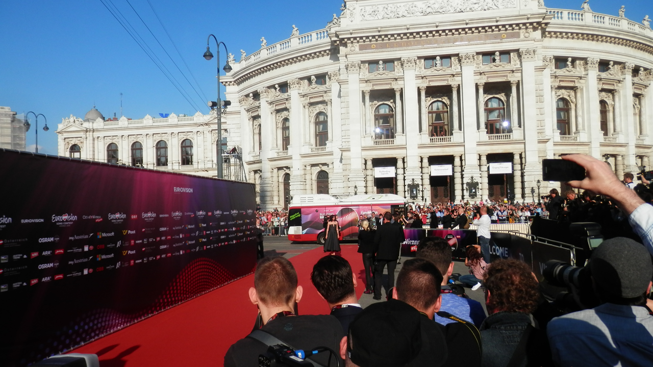 Exclusiva: Impresiones de los artista en la Red Carpet
