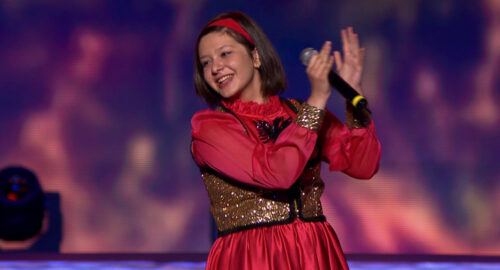 Mishela Rapo: "Quiero invitar a todos los niños a bailar y cantar conmigo porque la música no tiene límites ni fronteras" (Entrevista Exclusiva – JESC 2015 Albania)