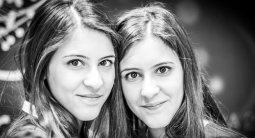 JESC 2015 EN DIRECTO: ¡Hablamos con Chiara y Martina Scarpari, las representantes de Italia!