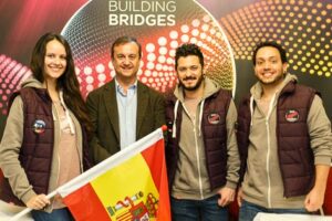 España: Esta tarde videoencuentro con Federico Llano y Toñi Prieto