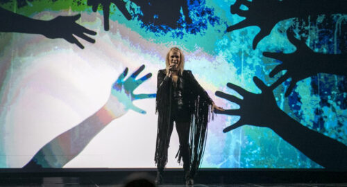 Greta Salóme pone a subasta su vestido de Eurovisión 2016 para una obra benéfica