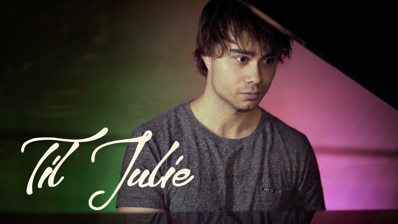 Alexander Rybak se declara a su pareja con «Till Julie»