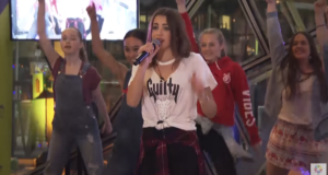 Australia: Isabella Clarke presenta «Speak Up» en directo