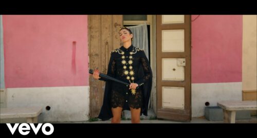 Italia: Nina Zilli publica el videoclip de su último sencillo “Ti Amo Mi Uccidi”