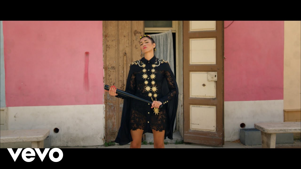 Italia: Nina Zilli publica el videoclip de su último sencillo «Ti Amo Mi Uccidi»