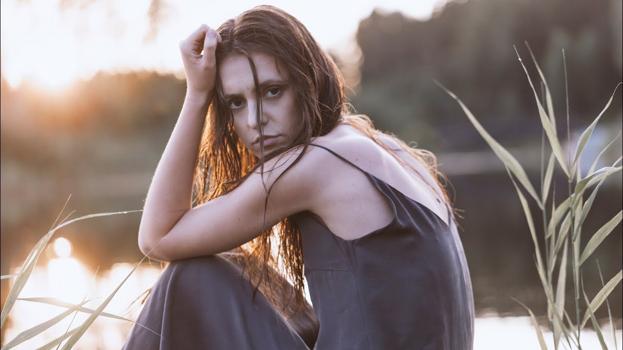 Lituania: Ieva Zasimauskaite publica el videoclip de su nueva balada «Absorbed»