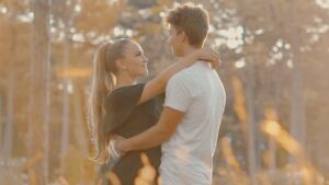 Eslovenia: Lina Kuduzovic publica el videoclip se su nueva canción «Ephemeral»
