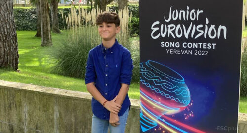 Carlos Higes, representante de España en Eurovisión Junior 2022, recibe a la prensa en Prado del Rey