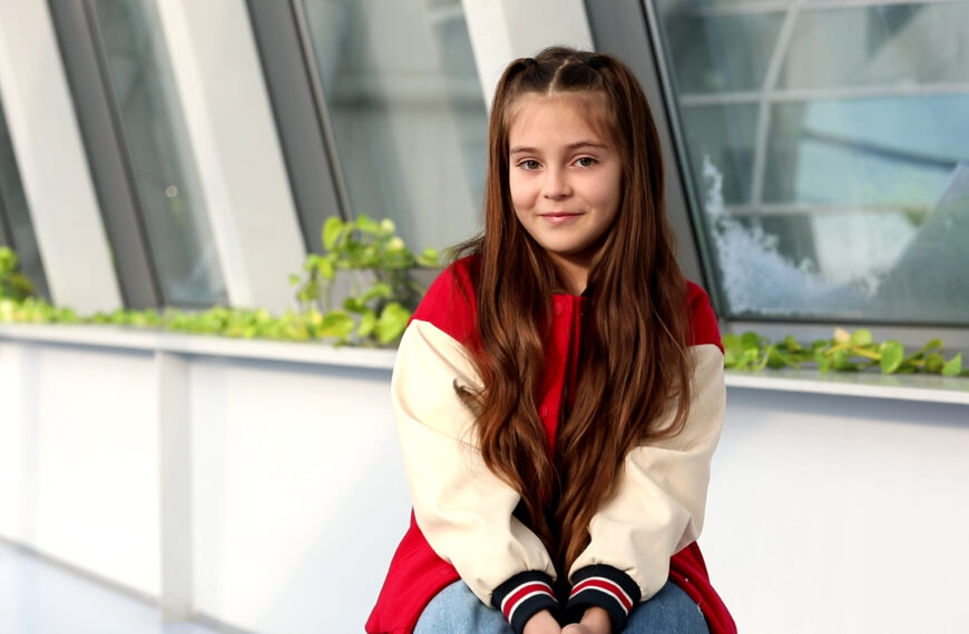 Laura: “Mi canción trata de perseguir tus sueños y no rendirte nunca” (Eurovisión Junior 2022 – Polonia)