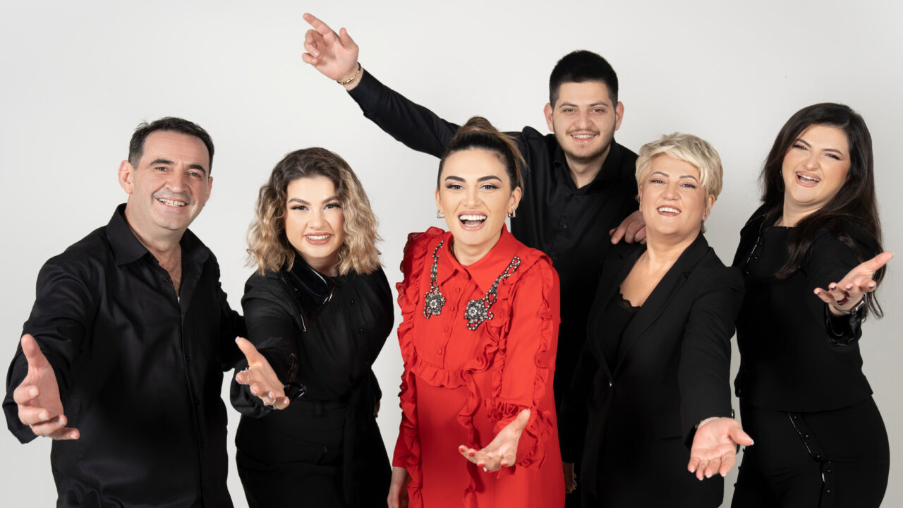 Disfruta de la versión final y el videoclip de «Duje» el tema de Albina y Familja Kelmendi para Eurovisión 2023