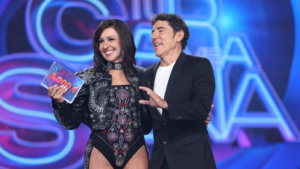 «Y no se confundan, sí hay imitaciones» Andrea Guasch gana la primera gala de ‘Tu cara me suena’ imitando a Chanel