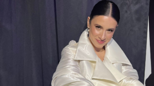 Blanca Paloma emociona en su paso por Tel Aviv con una nueva versión de ‘EaEa’