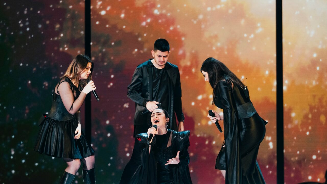 El Festivali i Këngës albanés presenta novedades en su 62ª edición: vuelve el televoto y habrá más artistas