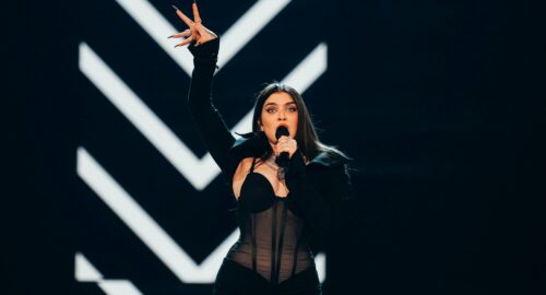Galería: La británica Mae Muller pone el cierre a la última jornada de ensayos individuales de Eurovisión 2023