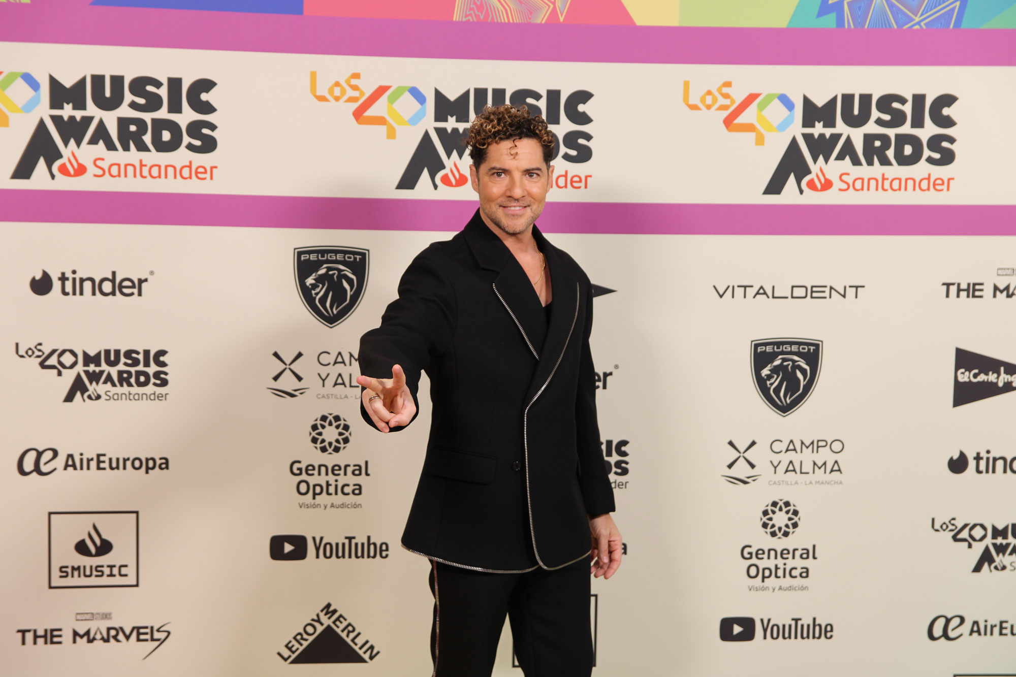 David Bisbal en la alfombra roja de LOS40 Music Awards 2023