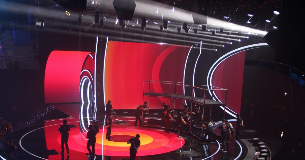 RTVE lanza nuevas licitaciones para la producción del Benidorm Fest 2025