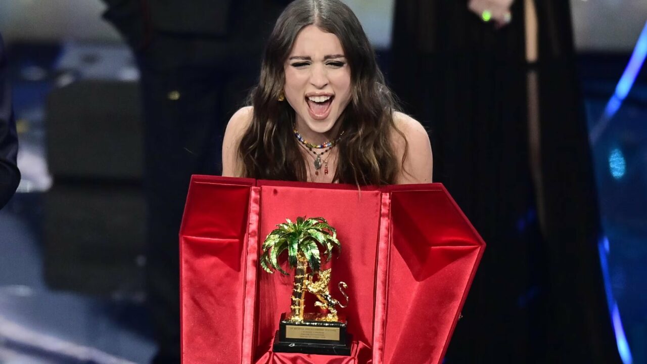 La serata de finale Sanremo 2024 arrasa con récord de espectadores desde el año 2005 en RAI1 y un 75,2% (mejor cuota desde 1995)