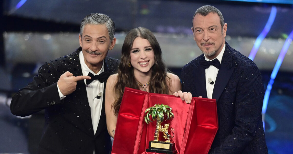 Los resultados de Sanremo 2024 al detalle: Angelina Mango, una emocionante victoria en el festival de la música italiana