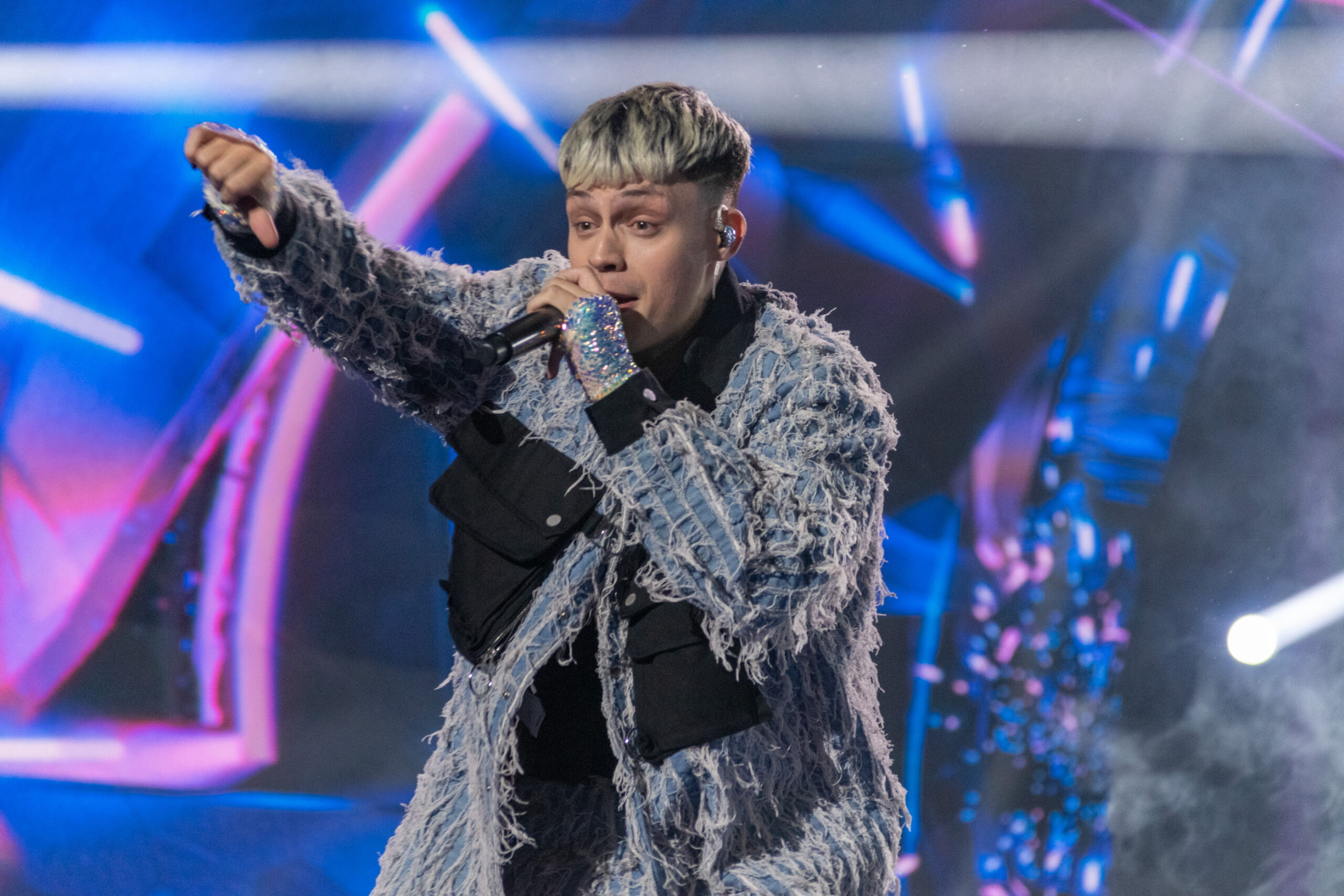 Almácor en la final del Benidorm Fest 2024, Palau d’Esports l'Illa de Benidorm. Foto: Iván Trejo