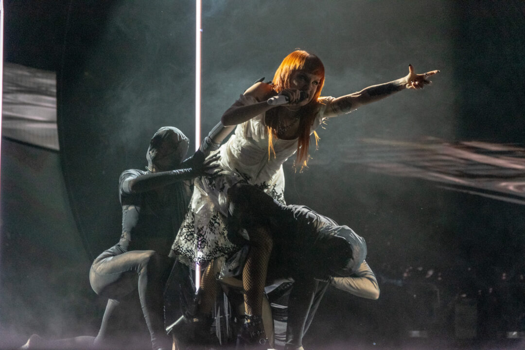 Angy Fernández en la final del Benidorm Fest 2024, Palau d’Esports l'Illa de Benidorm. Foto: Iván Trejo