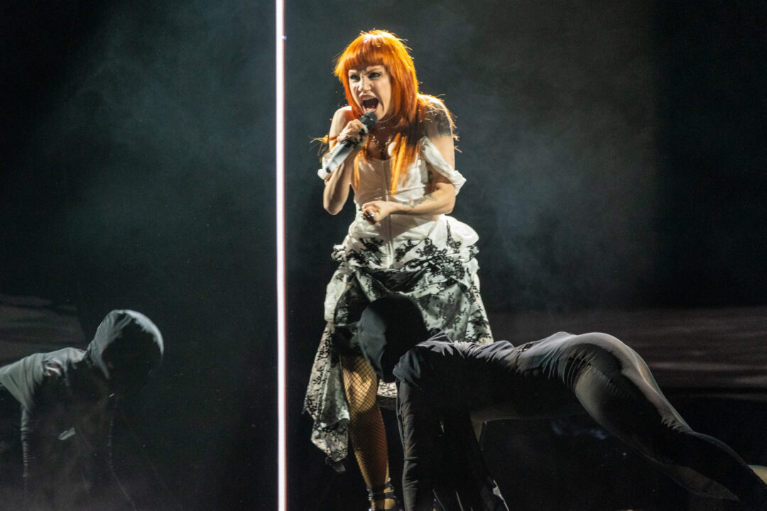 Angy Fernández en la final del Benidorm Fest 2024, Palau d’Esports l'Illa de Benidorm. Foto: Iván Trejo