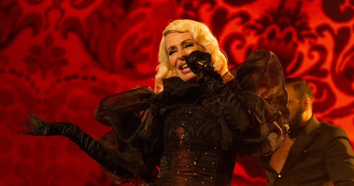 Récord de candidaturas en Benidorm Fest 2025: comparamos su recepción de canciones con el de formatos de selección previos