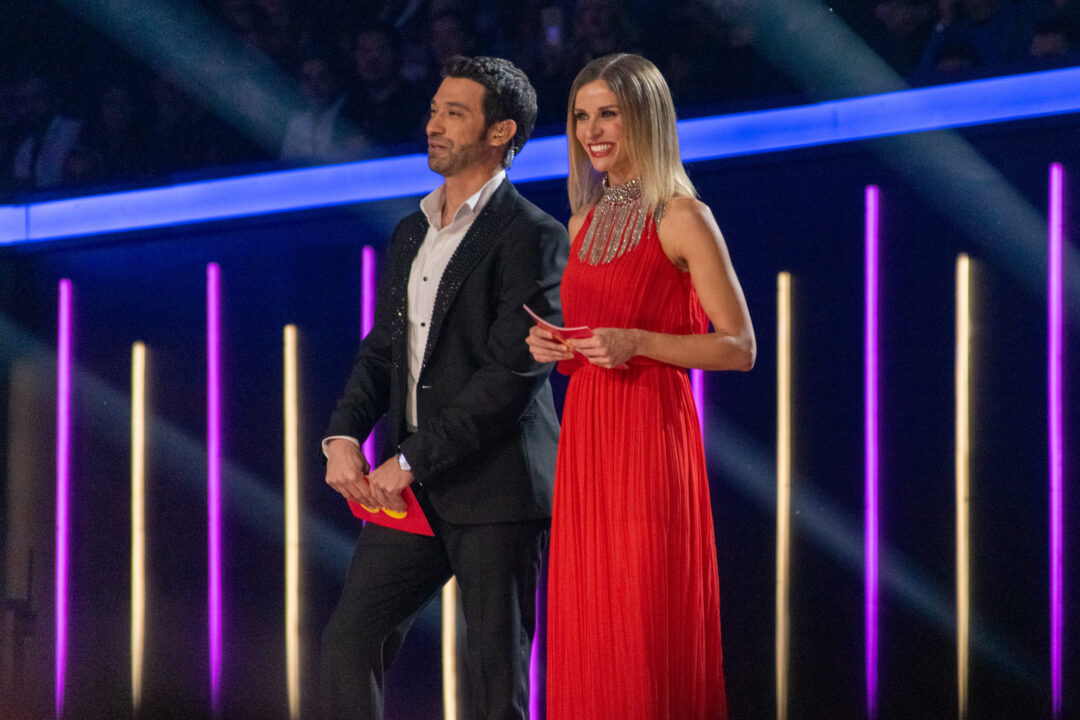 Marc Calderó y Ana Prada en la final del Benidorm Fest 2024, Palau d’Esports l'Illa de Benidorm. Foto: Iván Trejo