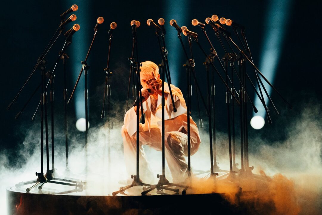 Mustii en su primer ensayo individual en Eurovisión 2024 | Imagen: Sarah Louise Bennett - EBU