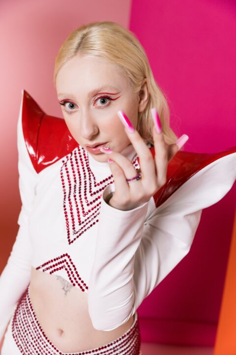 Luna / Corinne Cumming - EBU