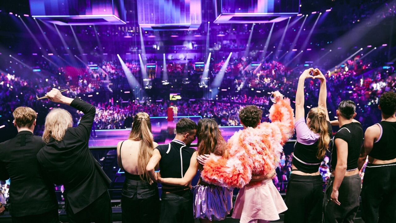 Así será el nuevo formato de anuncio de los finalistas en las semifinales de Eurovisión 2025: Pantalla partida a 3 excepto con el último finalista