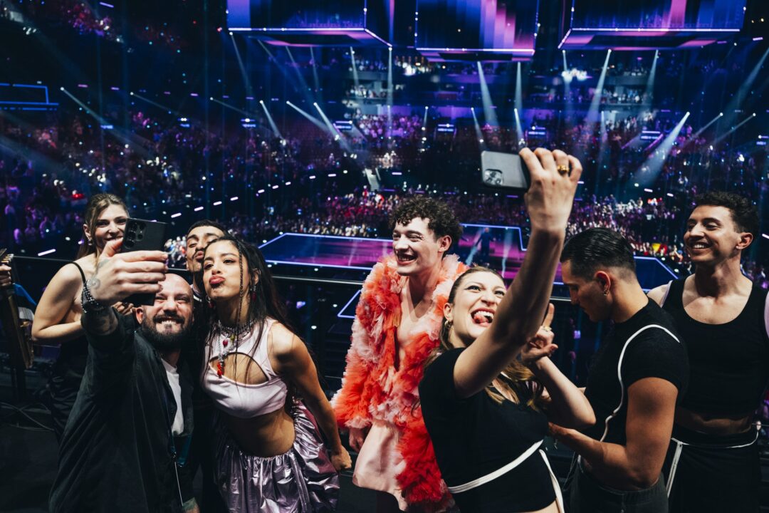 Green Room 2ª semifinal Eurovisión 2024 / Sarah Louise Bennett - EBU