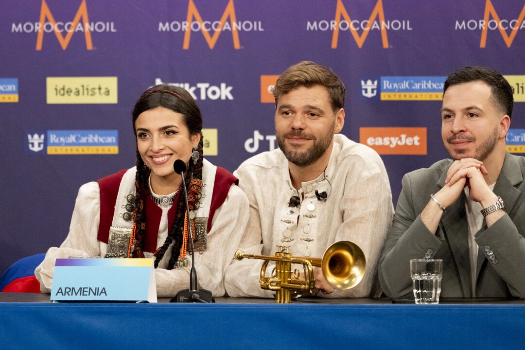 Ladaniva / Sarah Louise Bennett - EBU