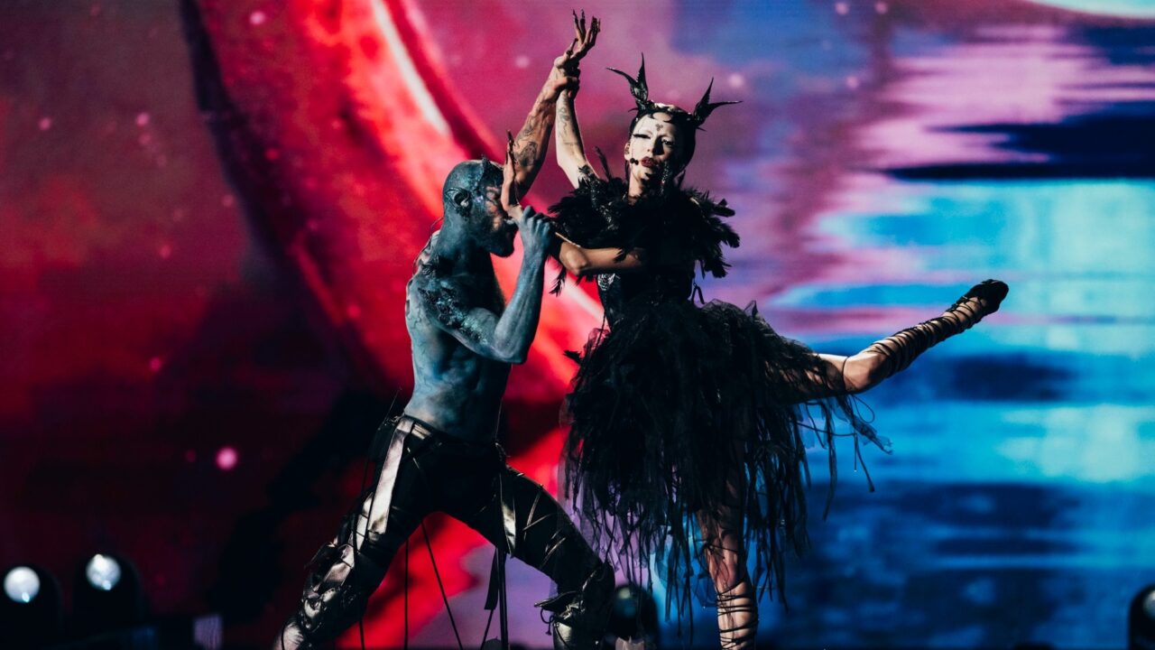 Irlanda invirtió casi 400.000 euros en la candidatura de Bambie Thug para Eurovisión 2024