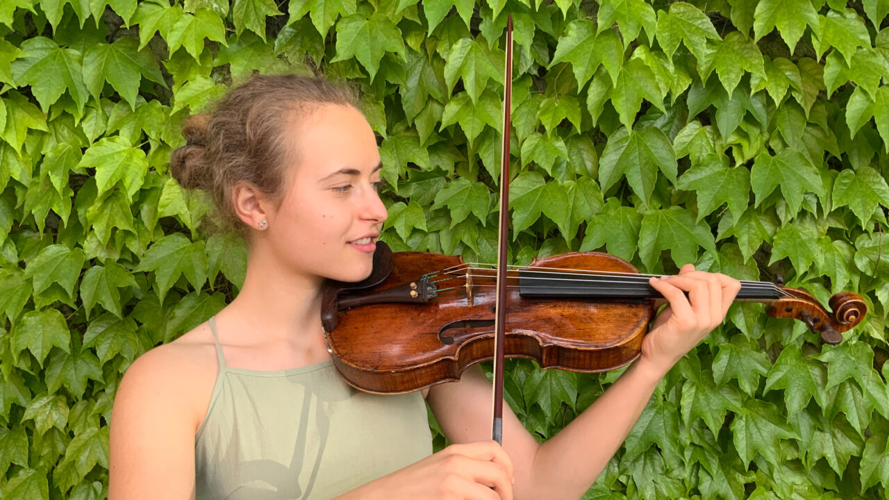 Sara Valencia: «Es una pena que España ya no participe en Eurovisión de Jóvenes Músicos, tenemos mucho talento en nuestro país»