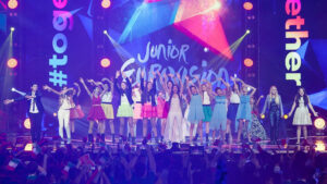 La historia gráfica y visual de Eurovisión Junior (2011-2014): Freno a las innovaciones técnicas manteniendo el colorido de su imagen
