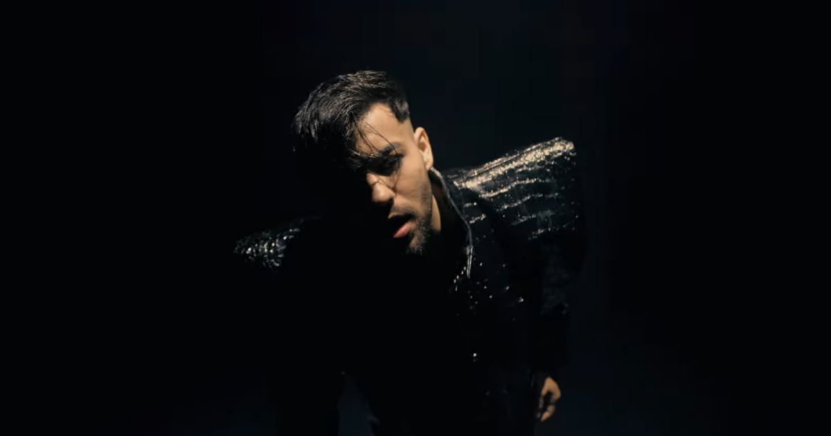 Agoney estrena el videoclip de ‘Quiero Arder’, su propuesta para el Benidorm Fest 2023