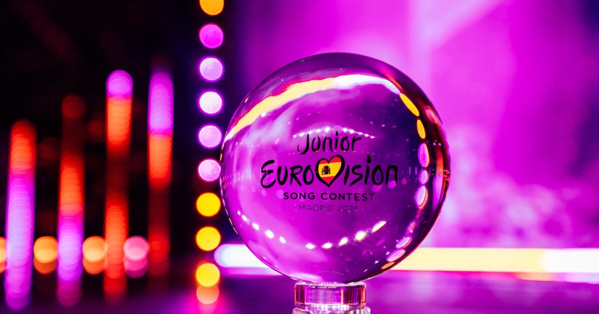 Nuevo trofeo de Eurovisión Junior | Foto: Corinne Cumming / EBU