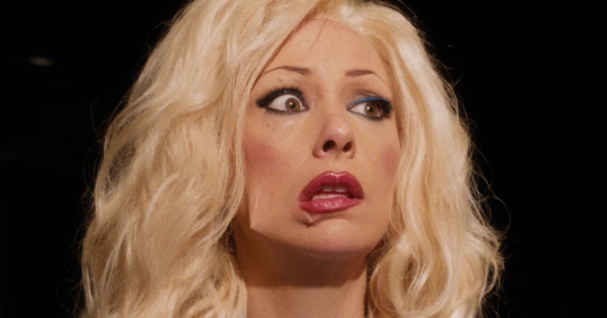 Rigoberta Bandini homenajea a Pamela Anderson y hace crítica sobre la cosificación de las mujeres