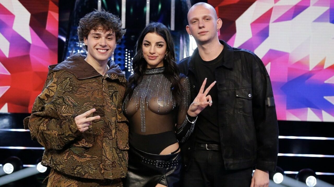 ¡Grelmos, Settembre y Selmi avanzan a la semifinal del Sanremo Giovani 2024!