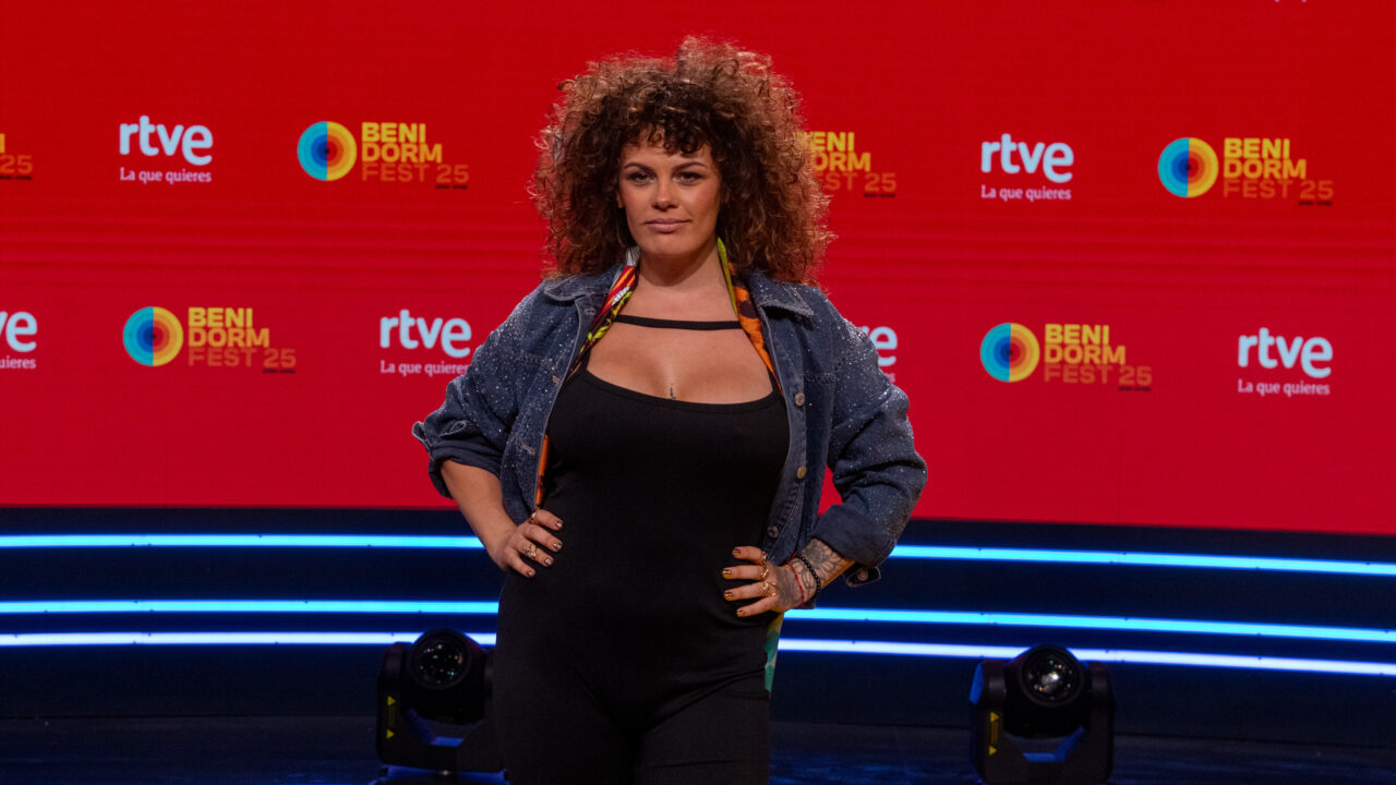 Mel Ömana en la presentación de los 16 elegidos del Benidorm Fest 2025 | Iván Trejo
