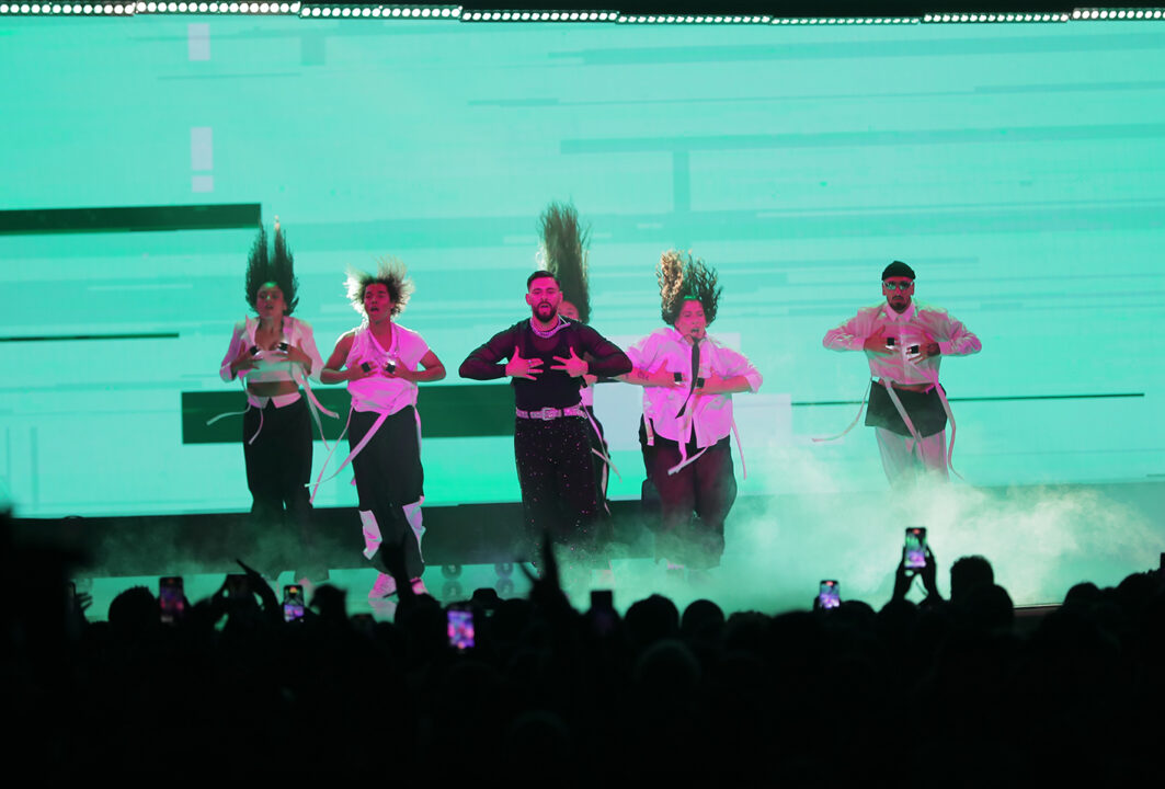 J KBello en la segunda semifinal del Benidorm Fest 2025, Palau d’Esports l’Illa de Benidorm | Foto: RTVE