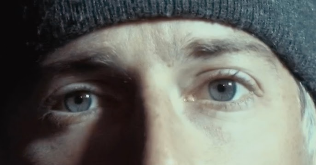 Henry Semler publica el videoclip de «No lo ves», su propuesta para el Benidorm Fest 2025