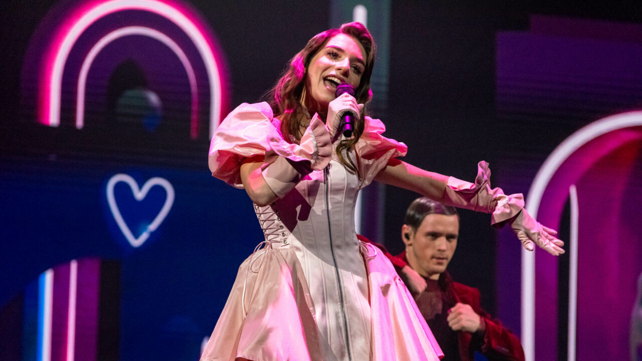 Laura Thorn y su canción «La Poupée Monte Le Son» gana el Luxembourg Song Contest 2025 y representará a Luxemburgo en Eurovisión