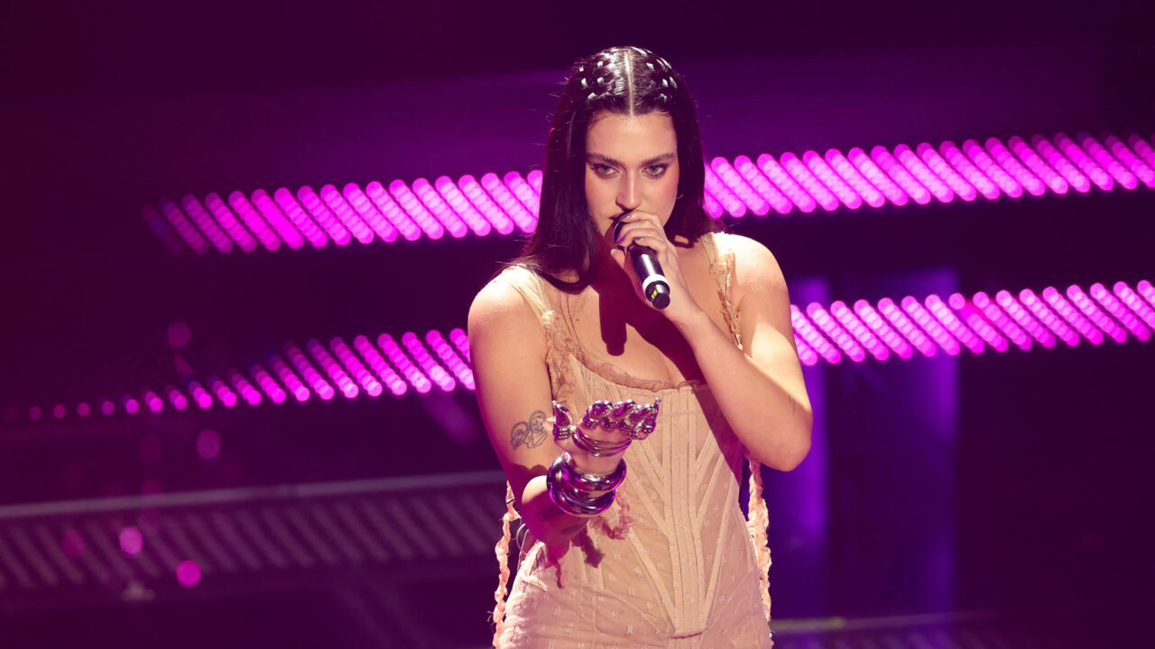 Escucha «Chiamo Io, Chiami Tu», la canción de Gaia para Sanremo 2025: letra de la canción, biografía de la artista