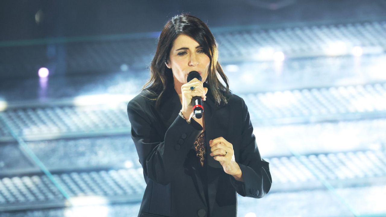 ¡Sigue las actuaciones de la segunda serata del Festival de Sanremo 2025 y descubre la nueva clasificación!