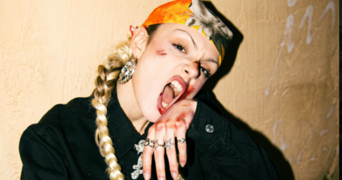 Lottie pisa fuerte con «Like This», una apuesta por el sonido urbano