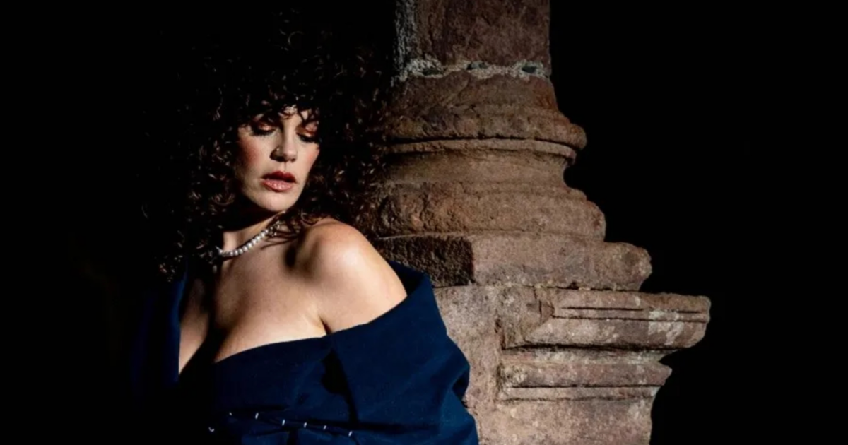 Mel Ömana estrena la versión tango de «I’m a Queen»