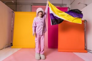 La UER no cede y mantiene la prohibición del usar las banderas LGTBIQ+ por parte de los artistas en Eurovisión 2025